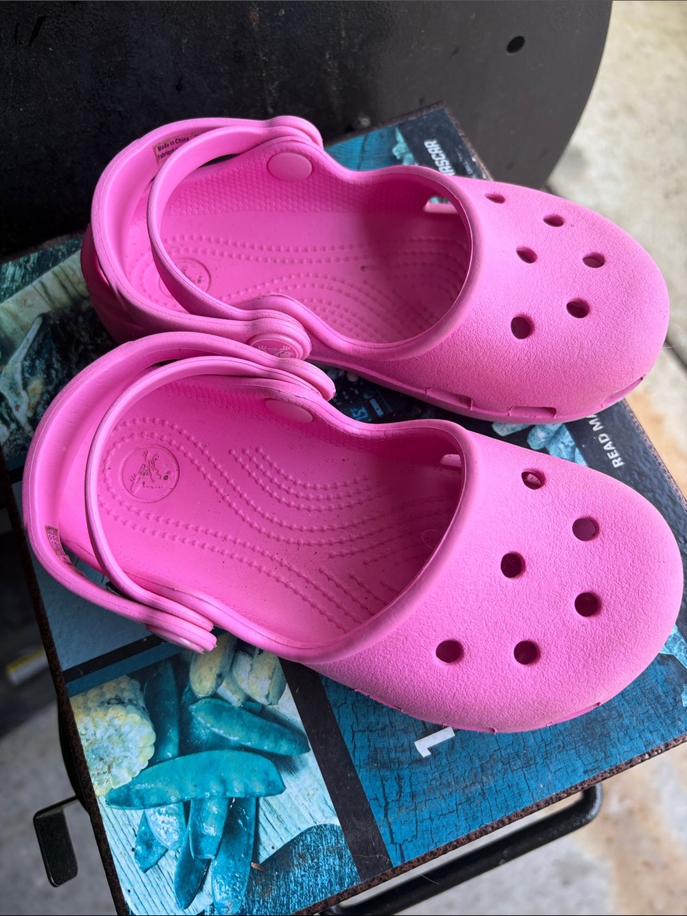 CROCS Kids Bright Pink Classic Clogs with Heel Strap